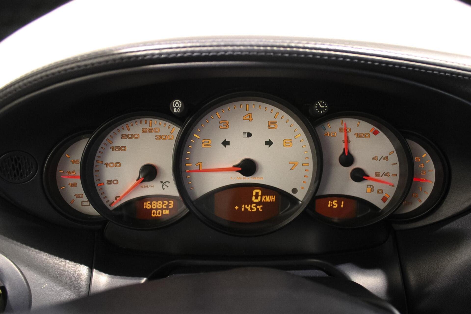Foto van Porsche 911 Carrera