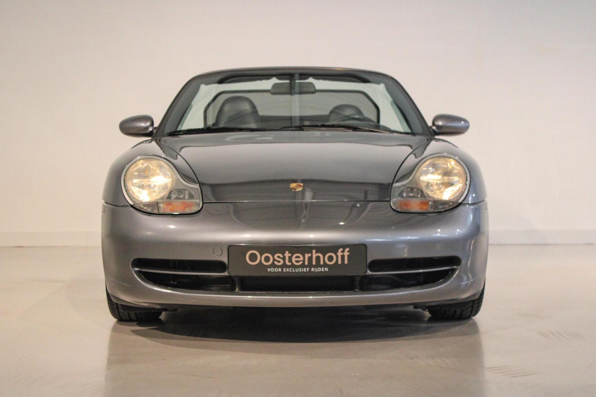 Foto van Porsche 911 Carrera