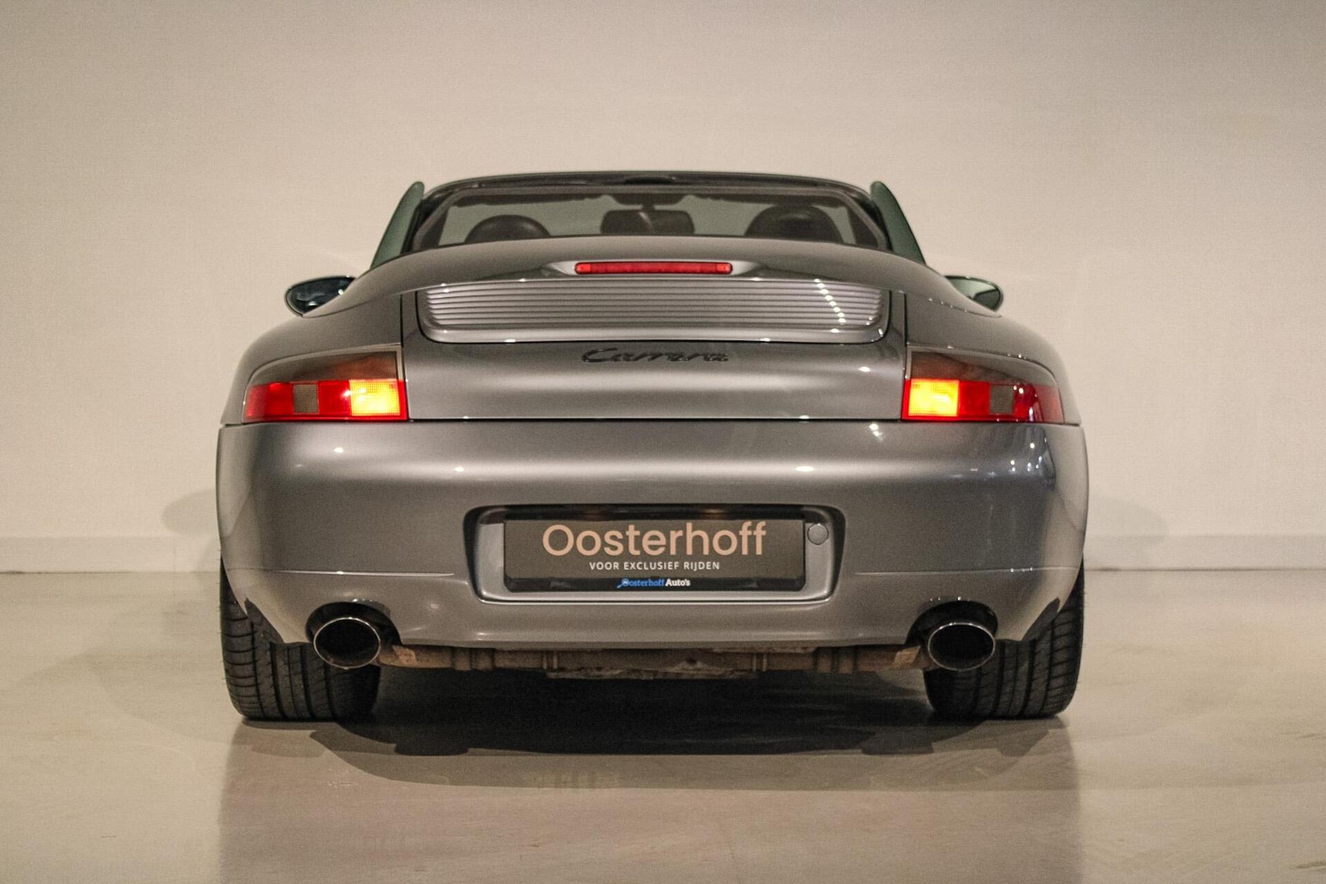Foto van Porsche 911 Carrera