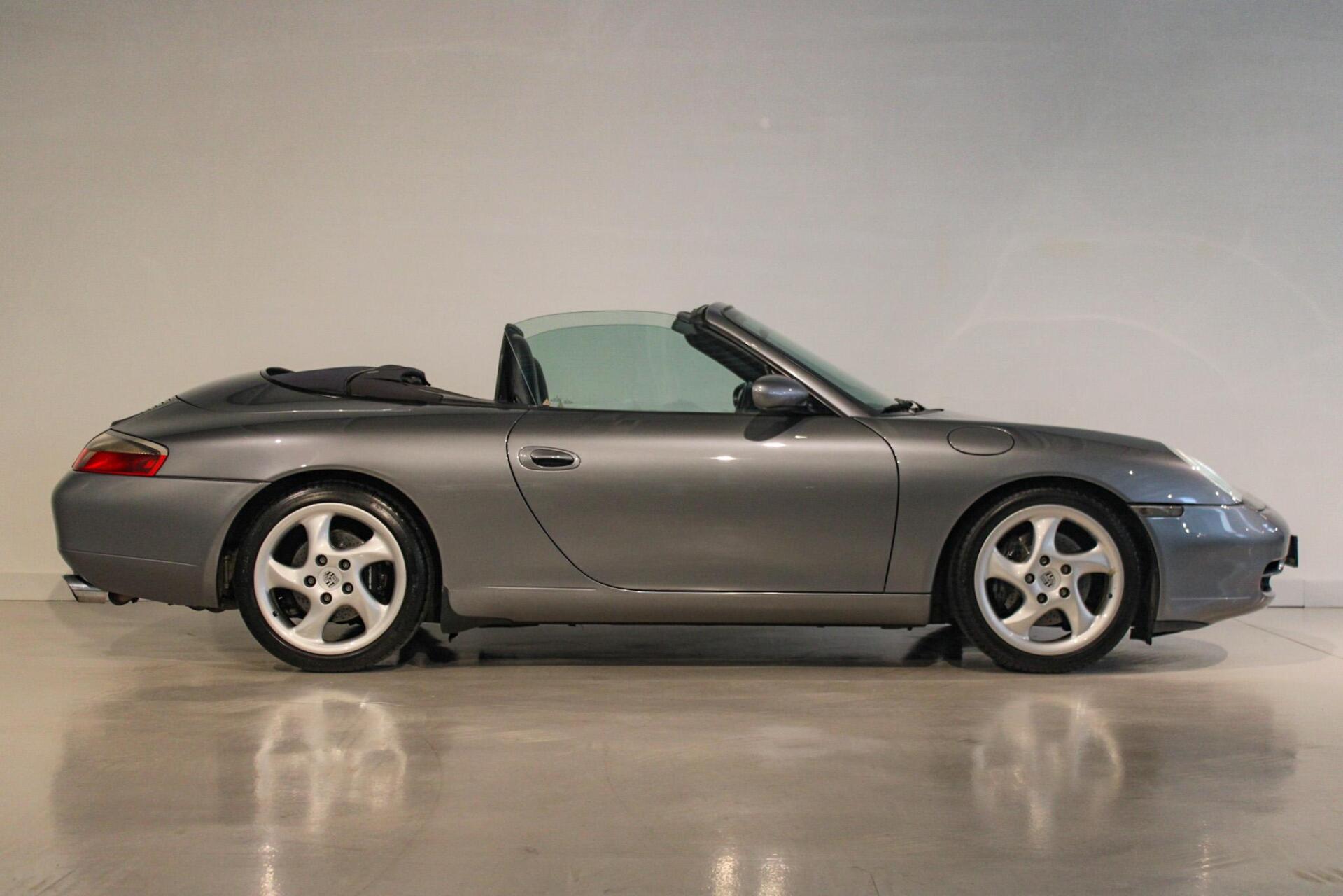 Foto van Porsche 911 Carrera