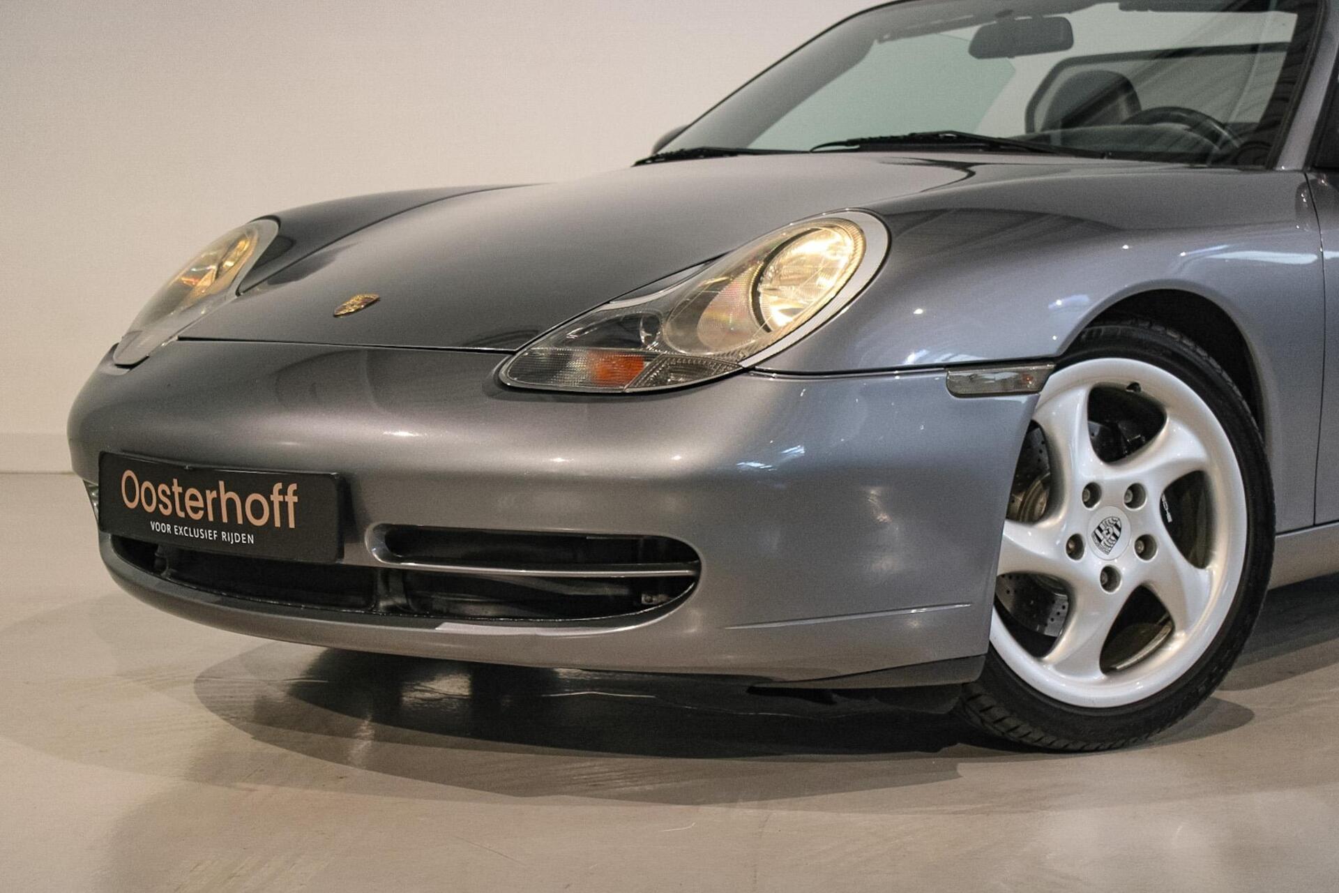 Foto van Porsche 911 Carrera