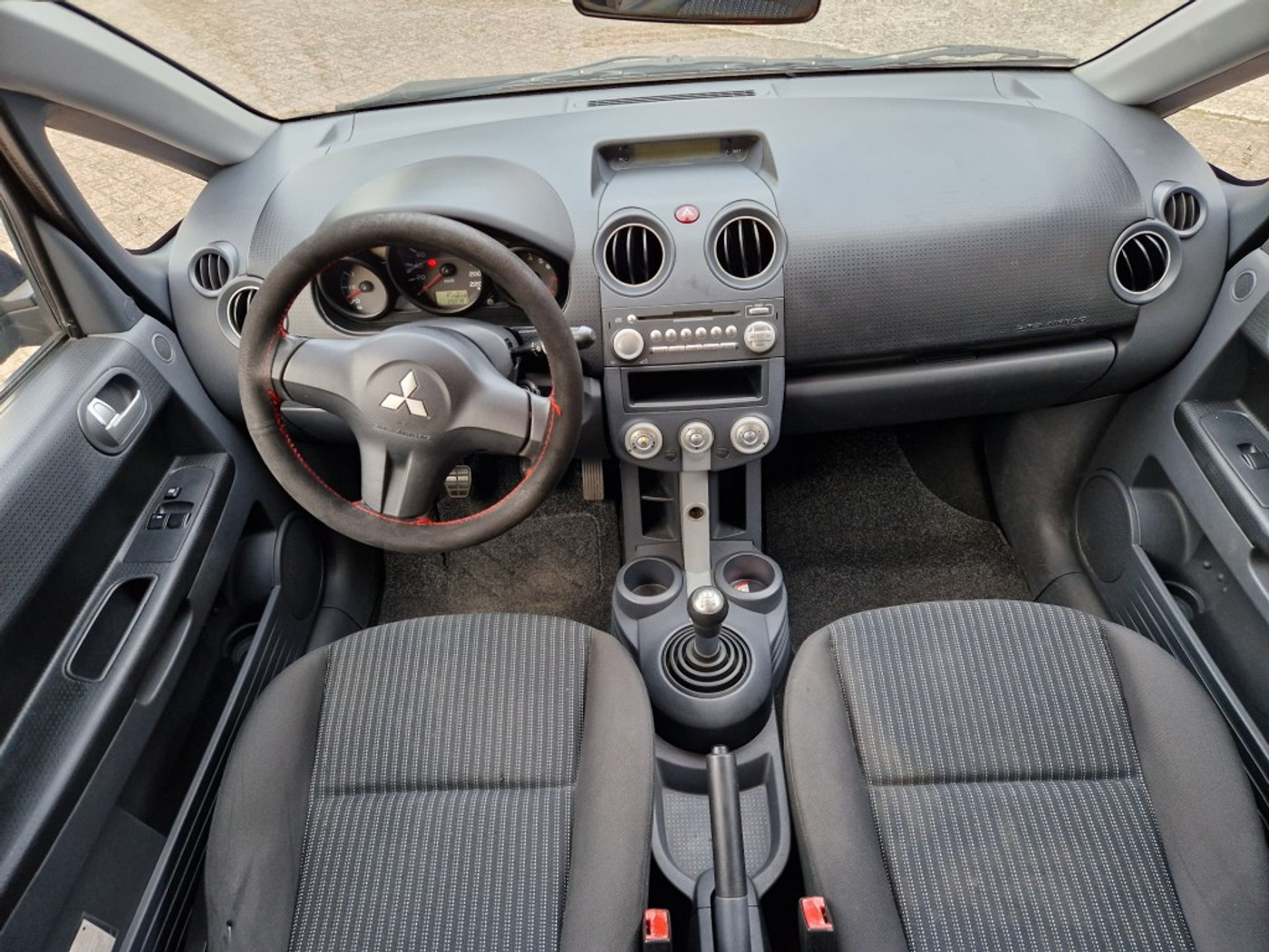 Foto van Mitsubishi Mitsubishi Colt