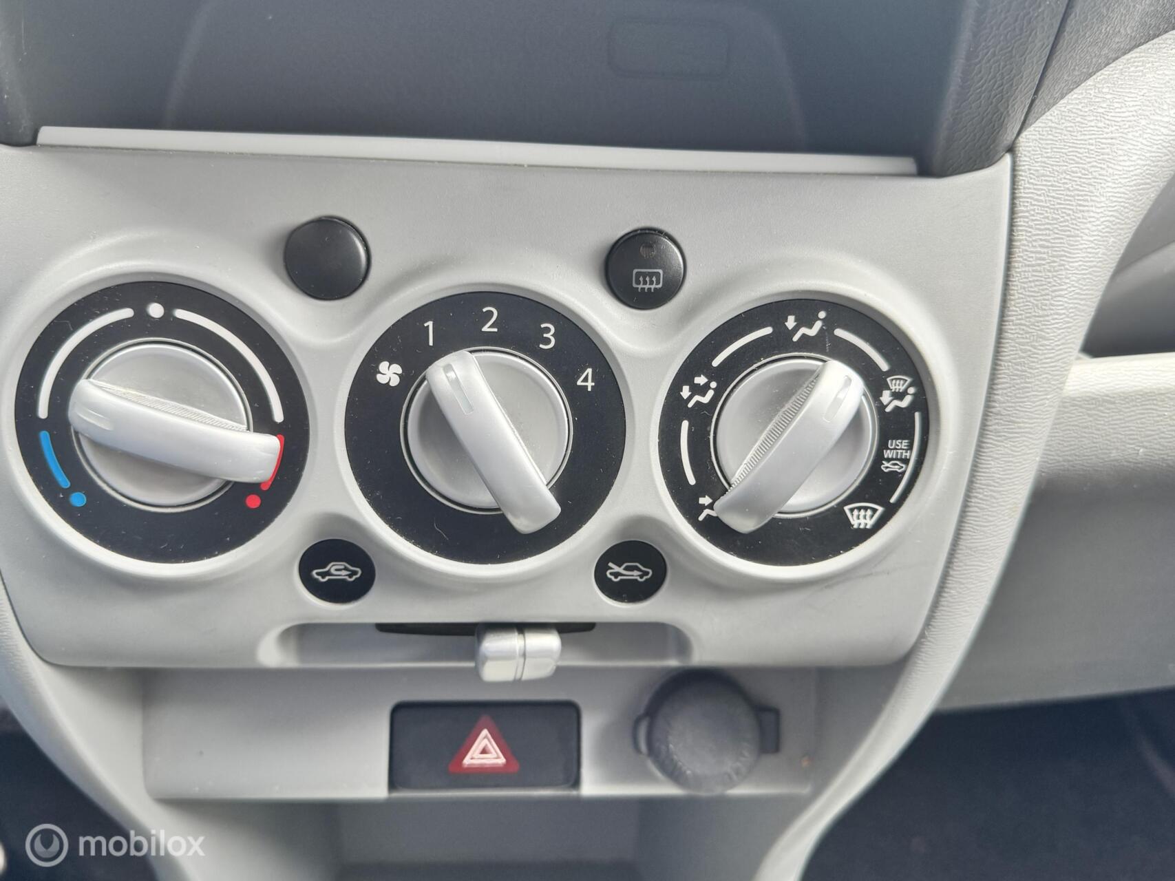 Foto van Nissan Nissan Pixo