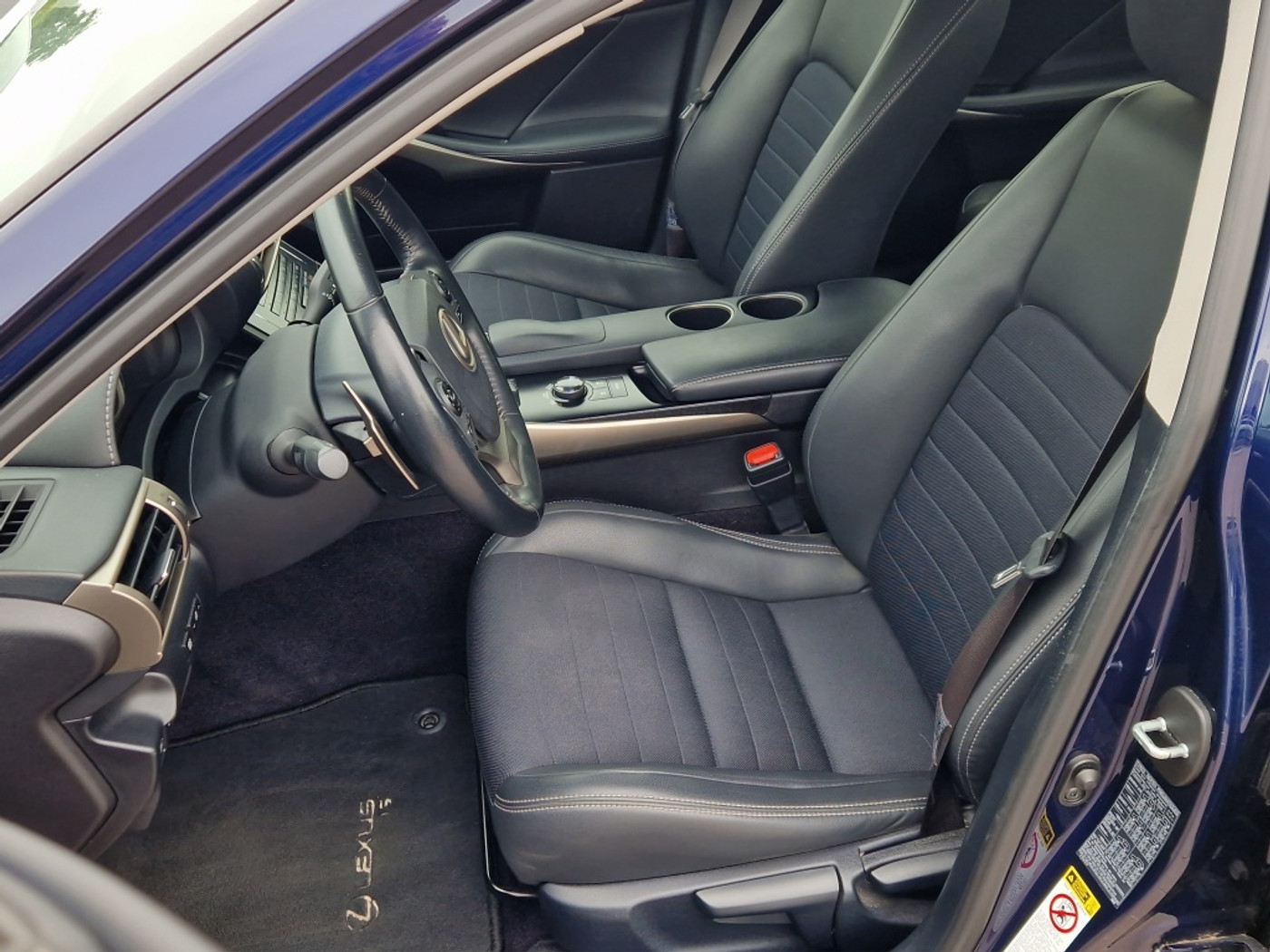 Foto van Lexus Lexus Is300h