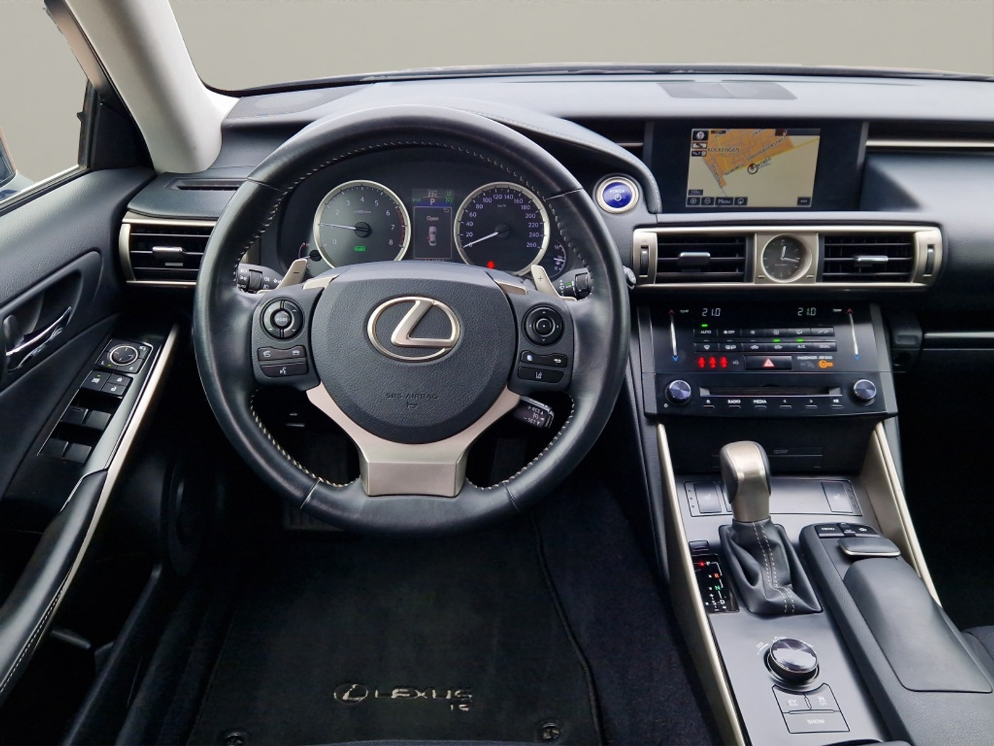 Foto van Lexus Lexus Is300h