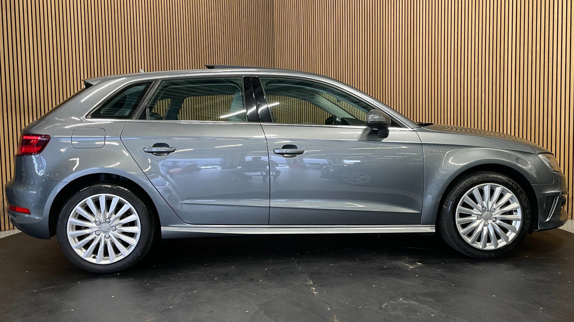 Foto van Audi A3 Sportback E-tron