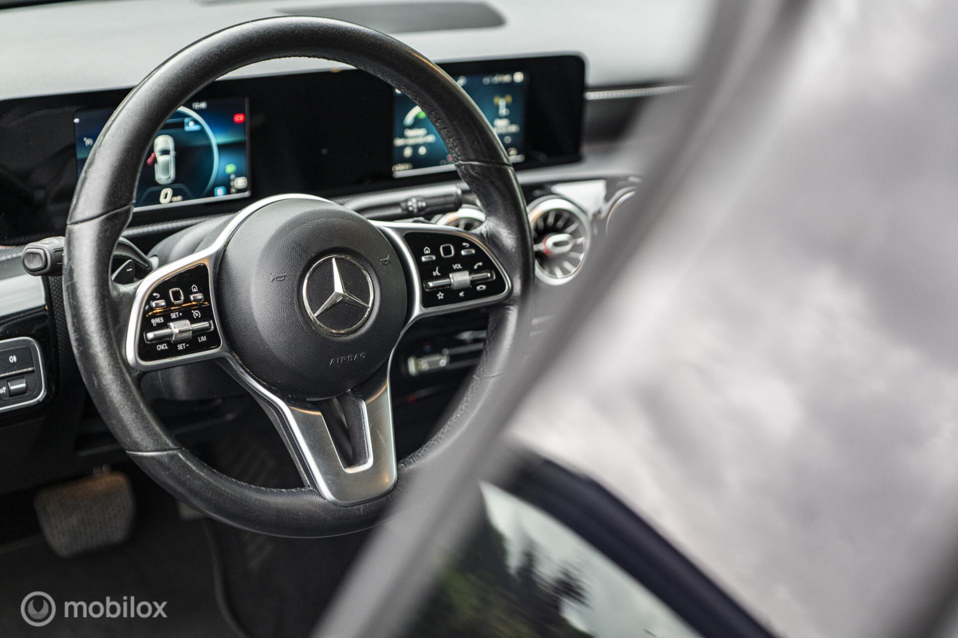 Foto van Mercedes-Benz A 180