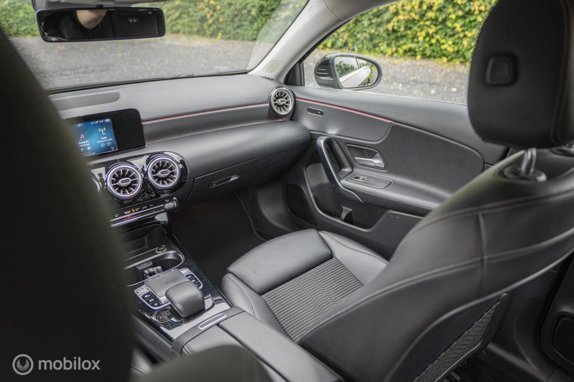 Foto van Mercedes-Benz A 180