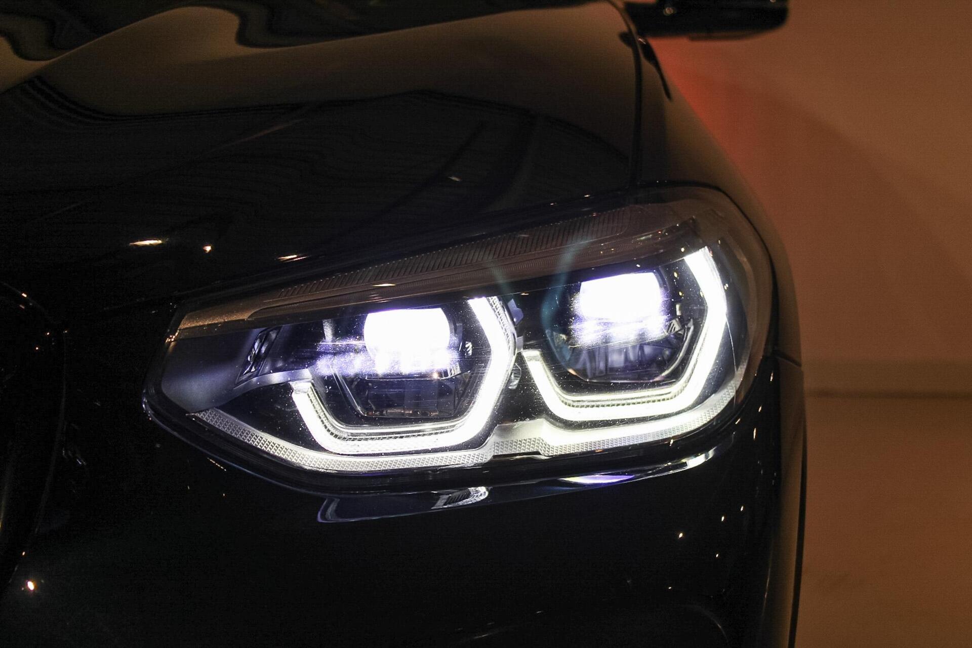 Foto van BMW X3 Sdrive20i