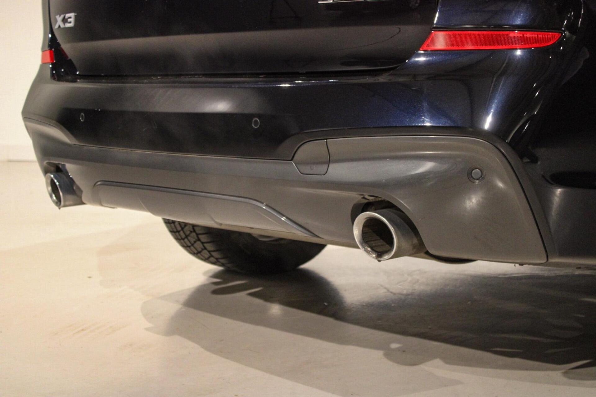 Foto van BMW X3 Sdrive20i