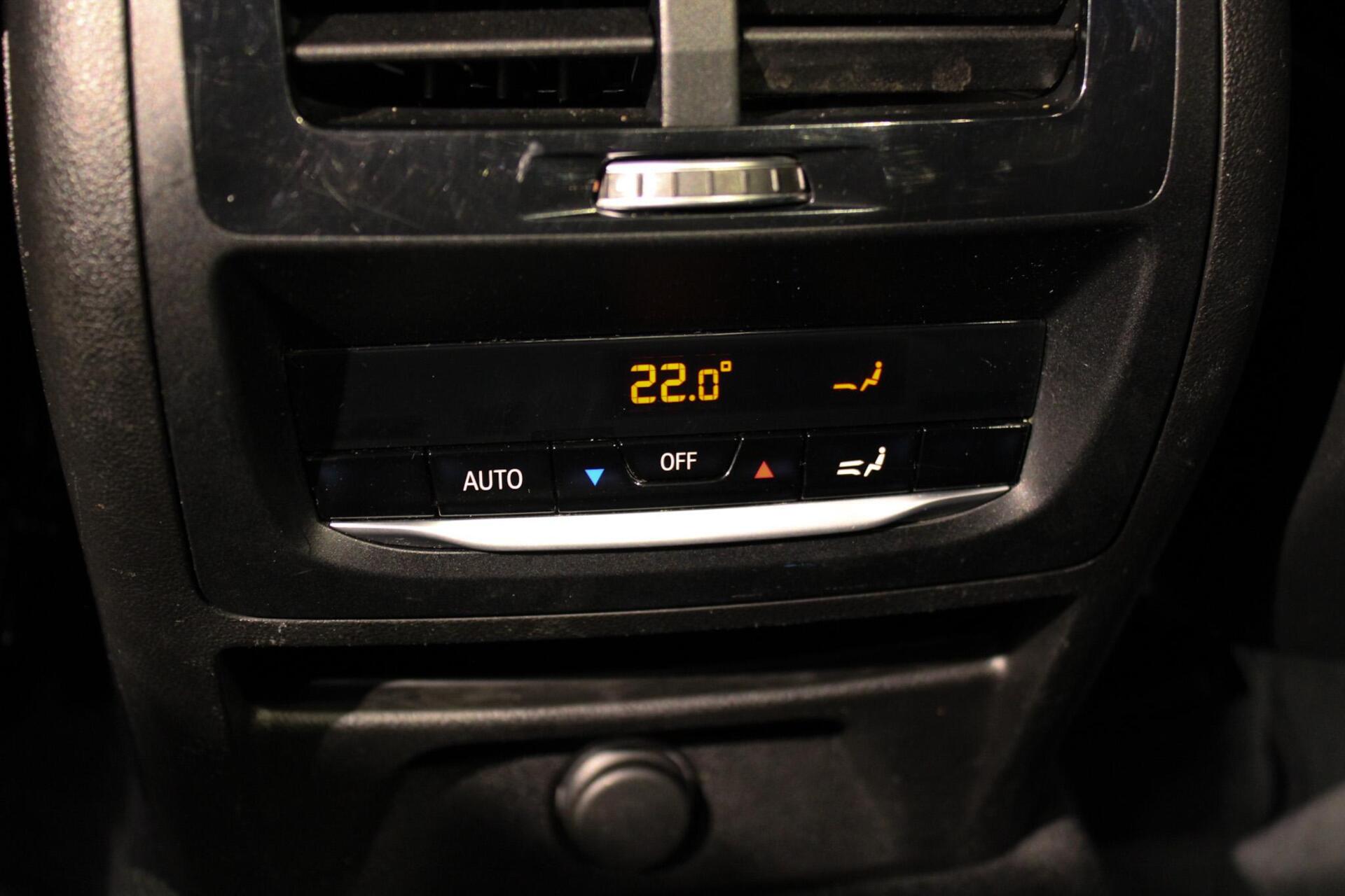 Foto van BMW X3 Sdrive20i
