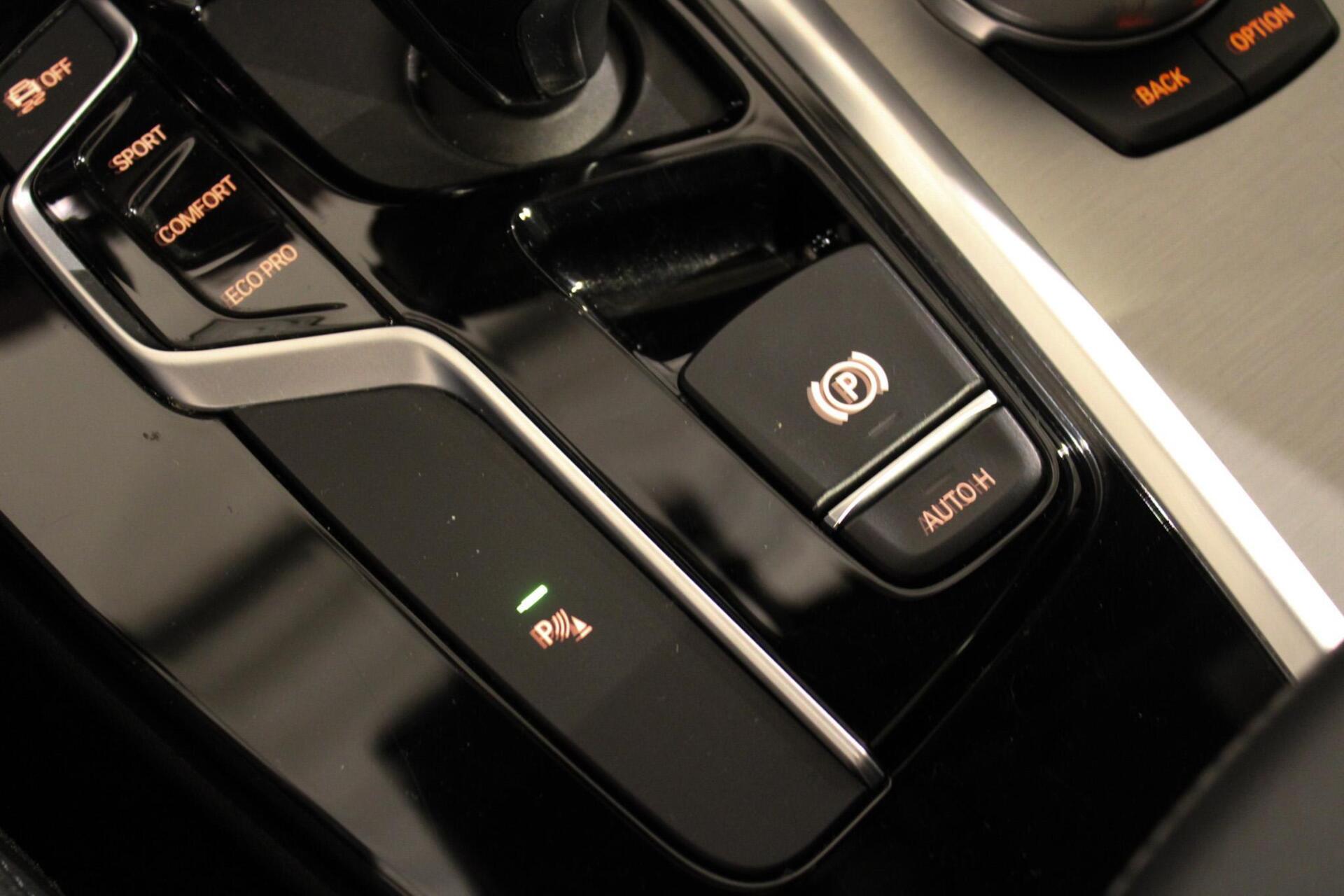 Foto van BMW X3 Sdrive20i