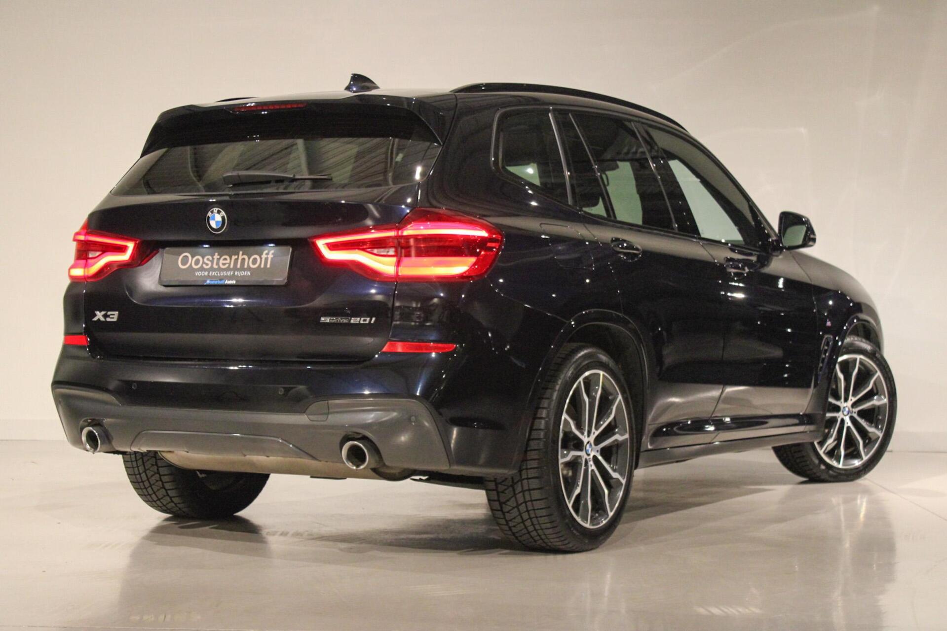 Foto van BMW X3 Sdrive20i