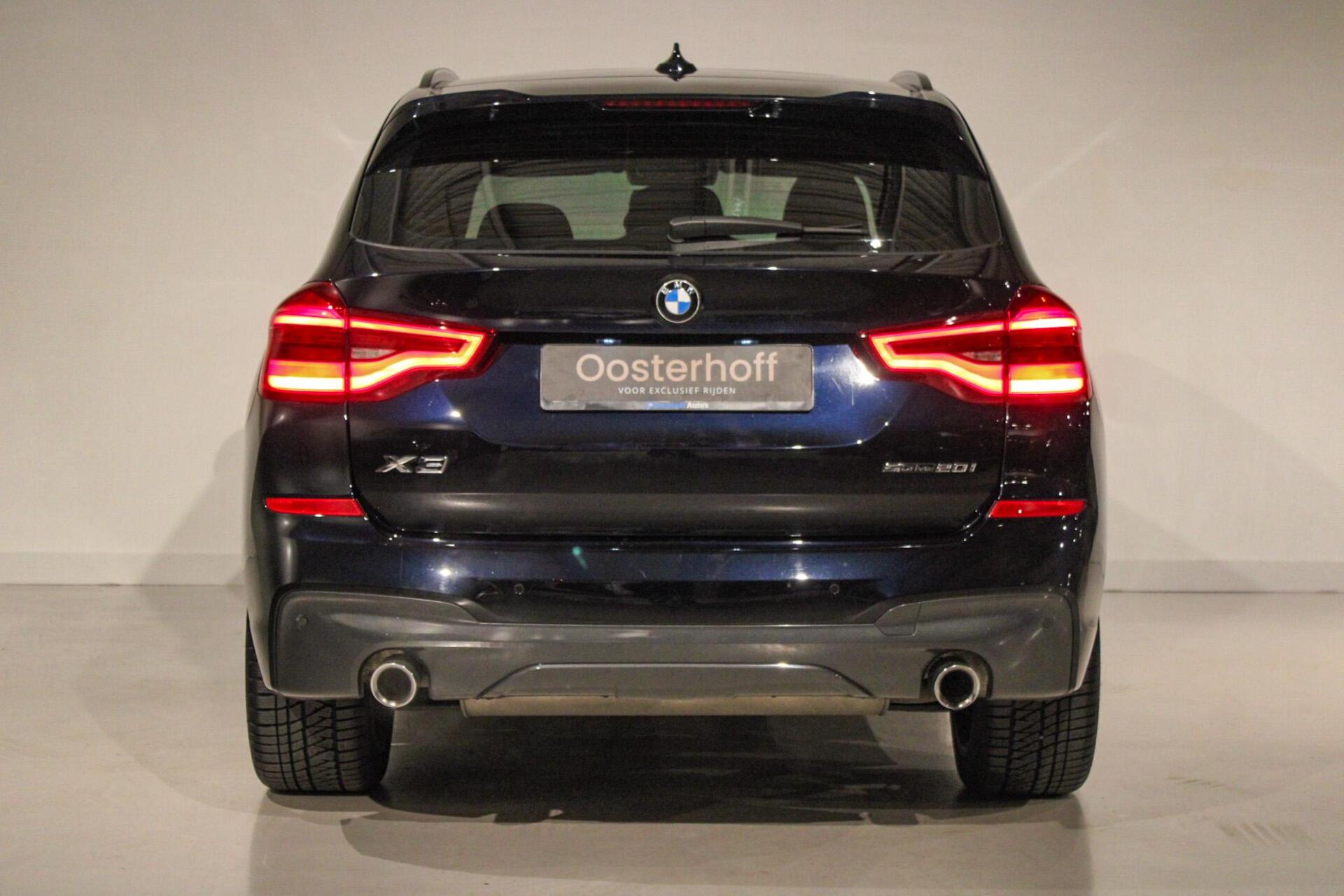 Foto van BMW X3 Sdrive20i