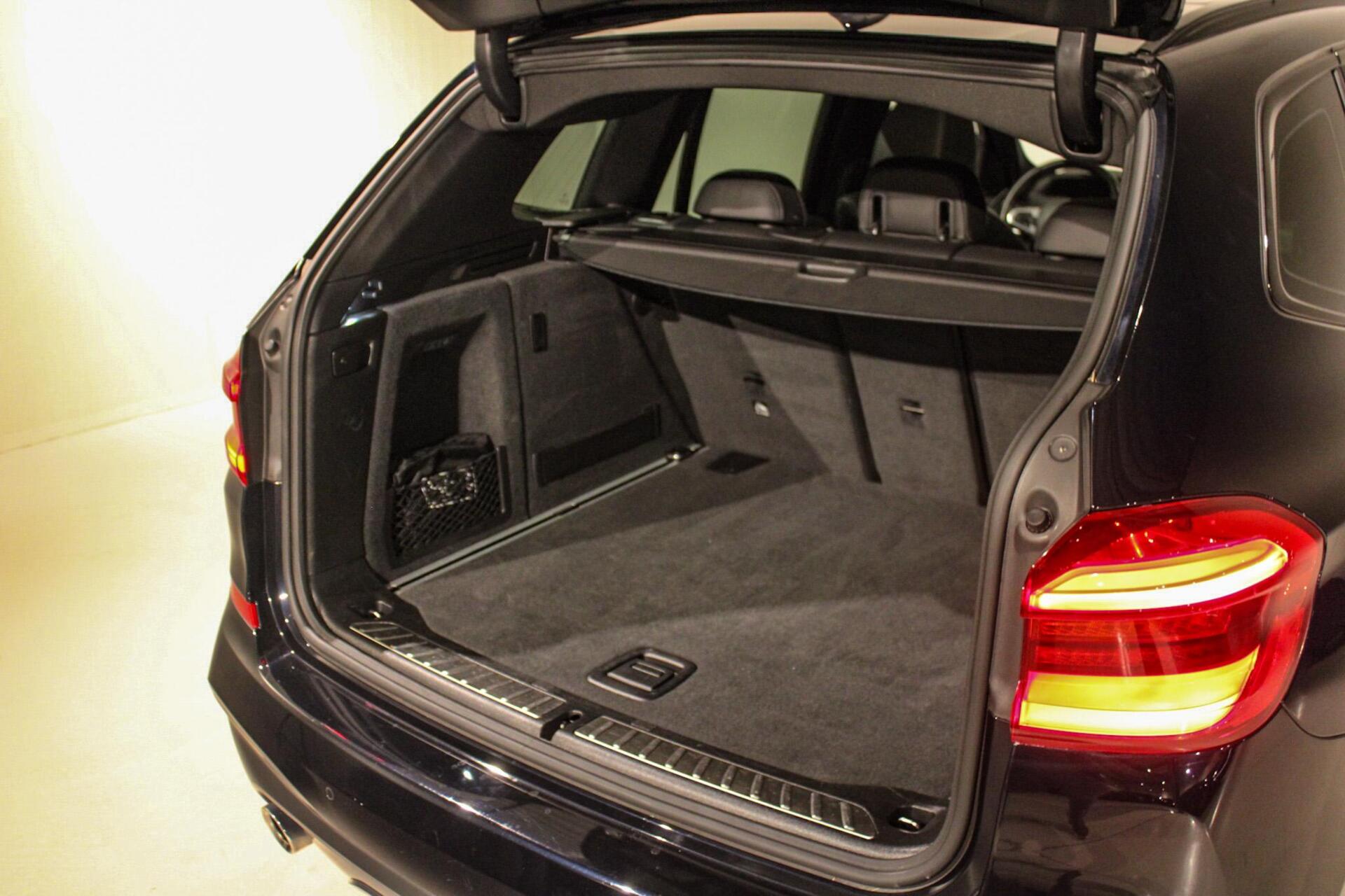 Foto van BMW X3 Sdrive20i