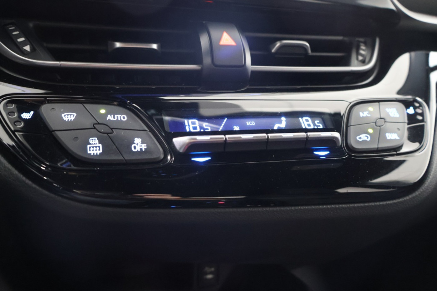 Foto van Toyota Toyota C-hr