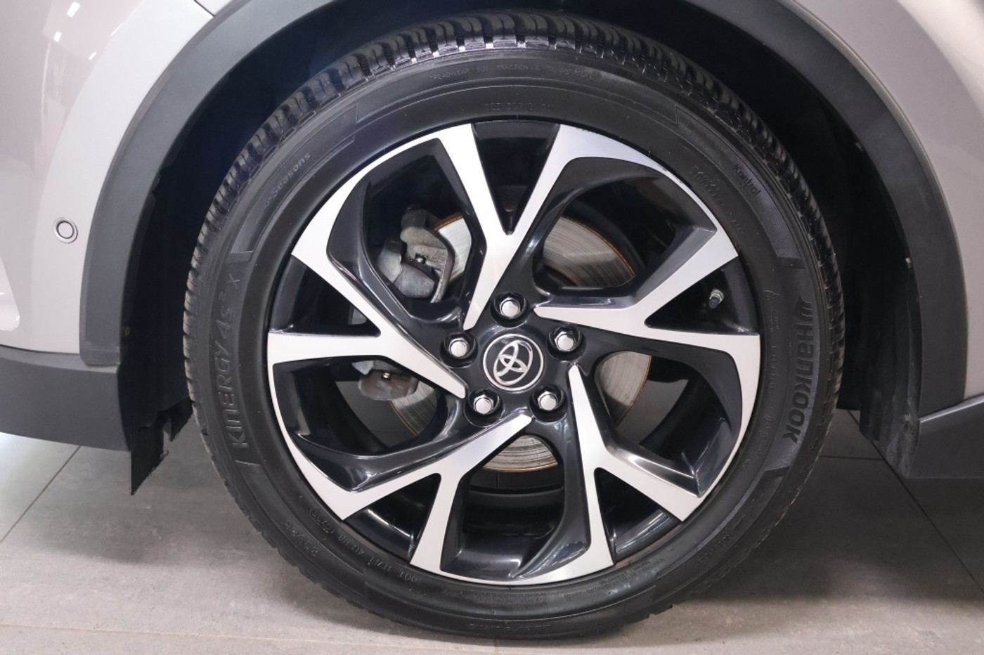 Foto van Toyota Toyota C-hr