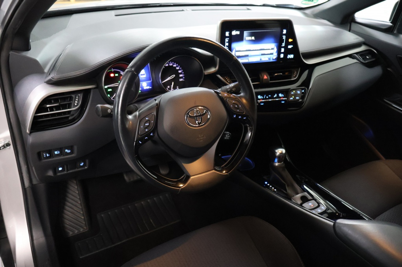 Foto van Toyota Toyota C-hr