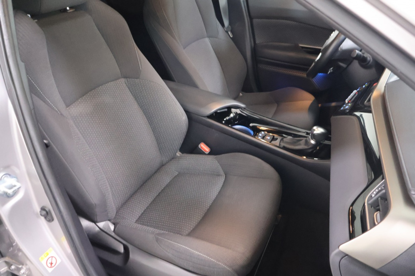 Foto van Toyota Toyota C-hr