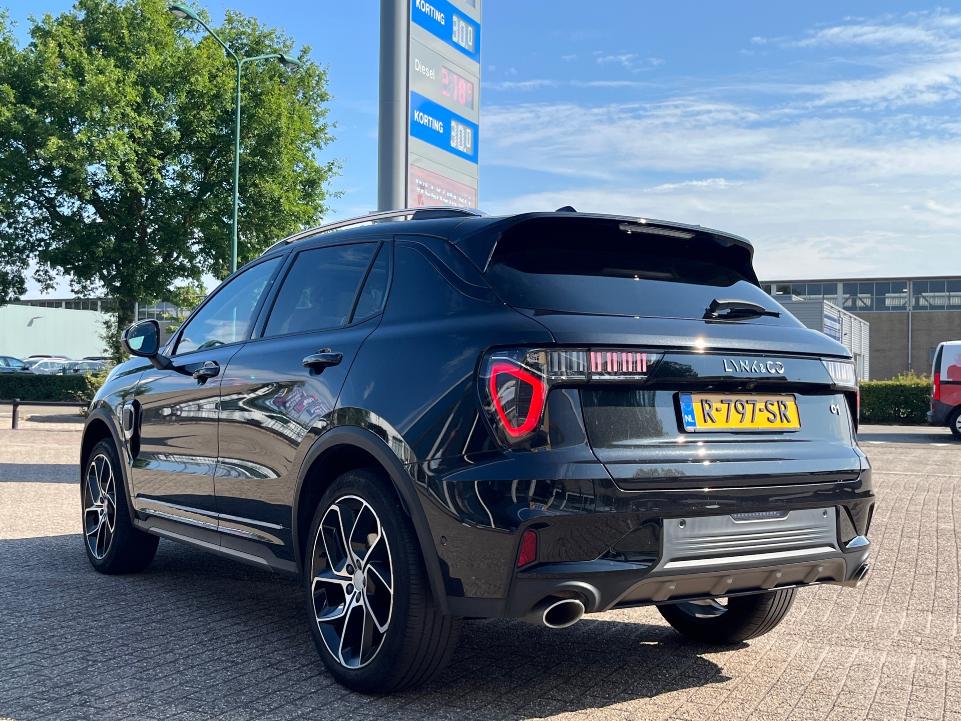Foto van Lynk&co LYNK & Co 01