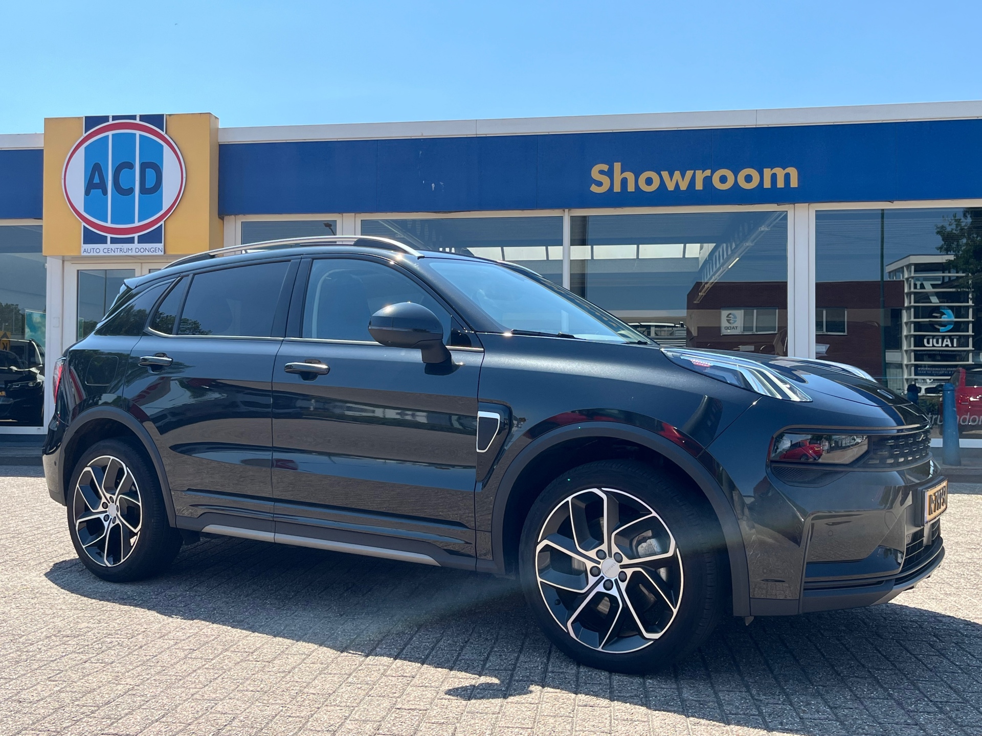 Foto van Lynk&co LYNK & Co 01