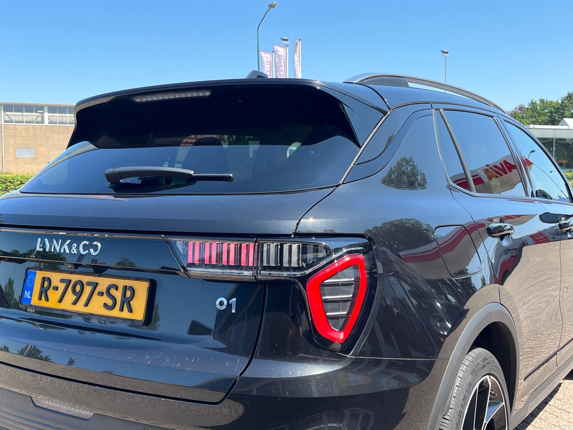 Foto van Lynk&co LYNK & Co 01
