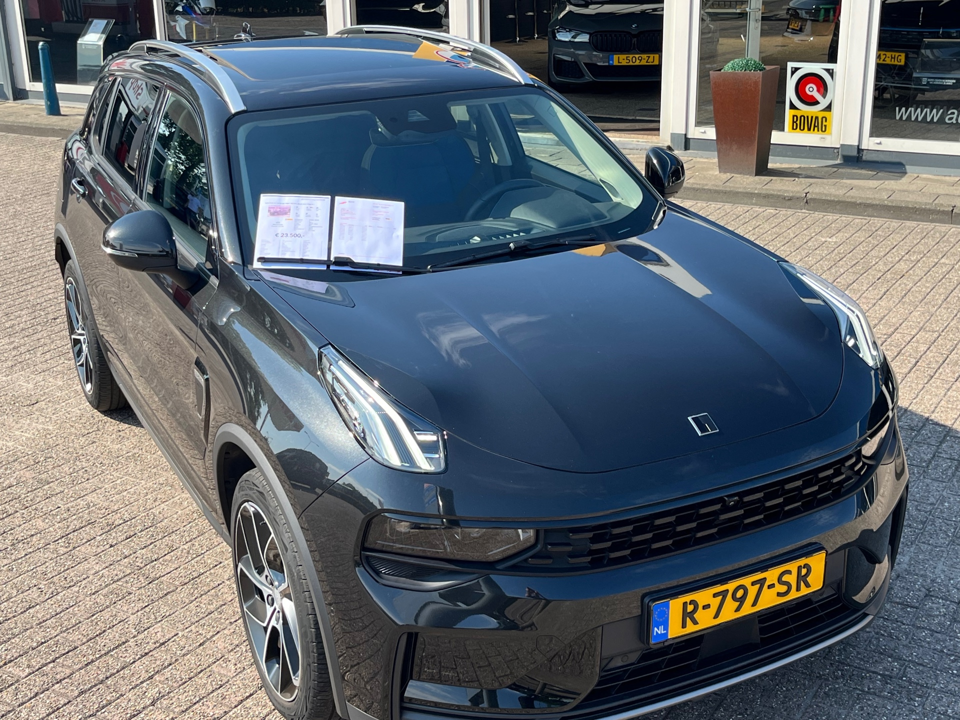 Foto van Lynk&co LYNK & Co 01