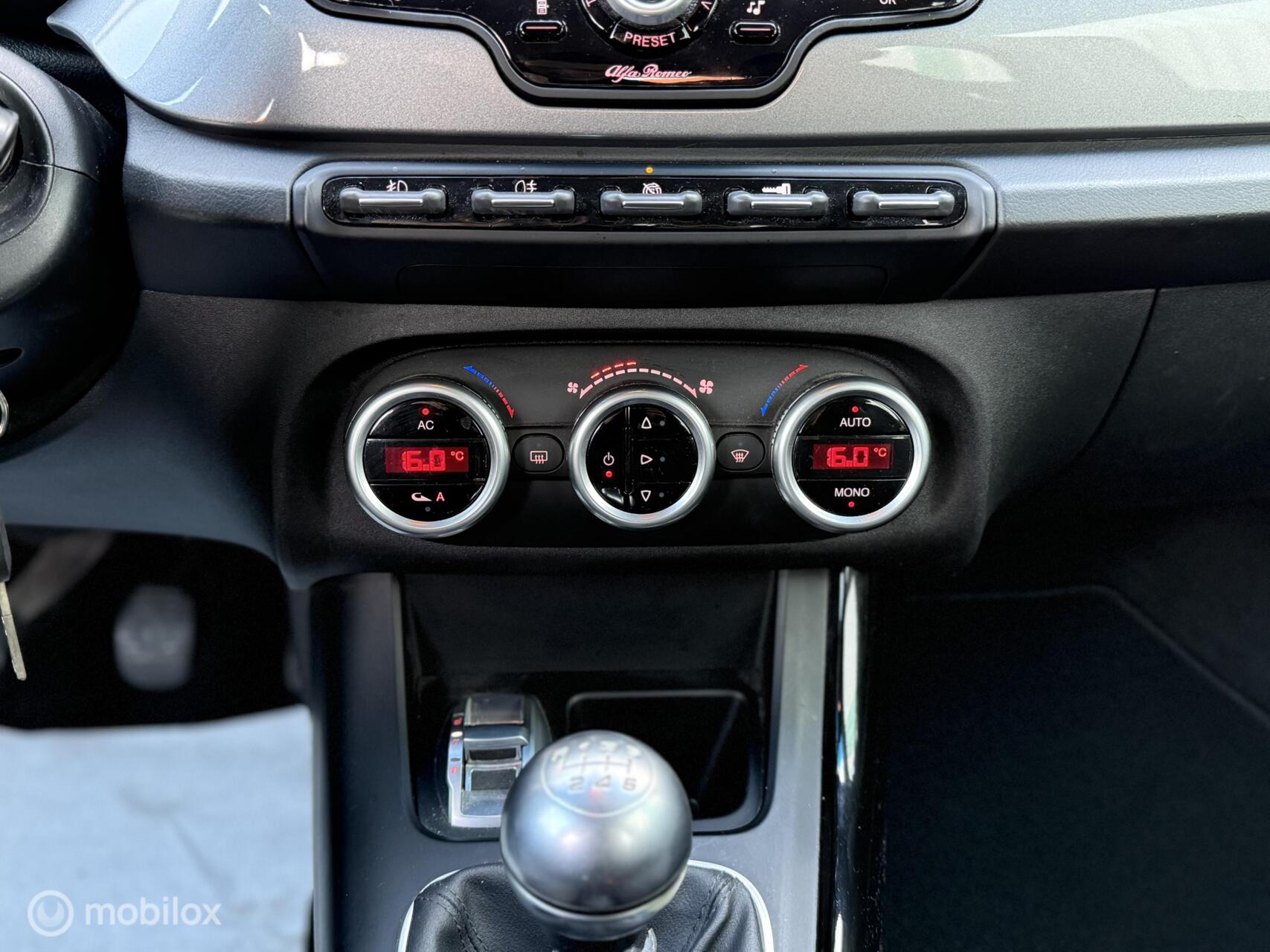 Foto van Alfa Romeo Alfa Giulietta