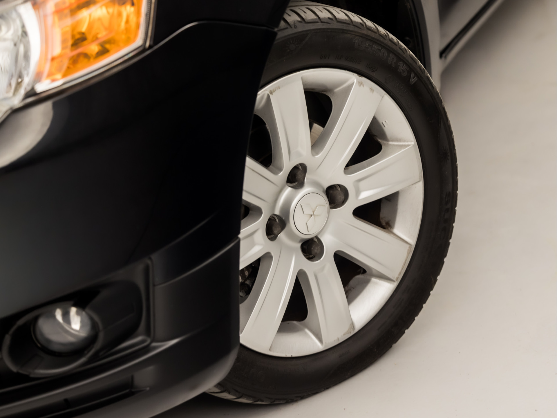 Foto van Mitsubishi Mitsubishi Colt