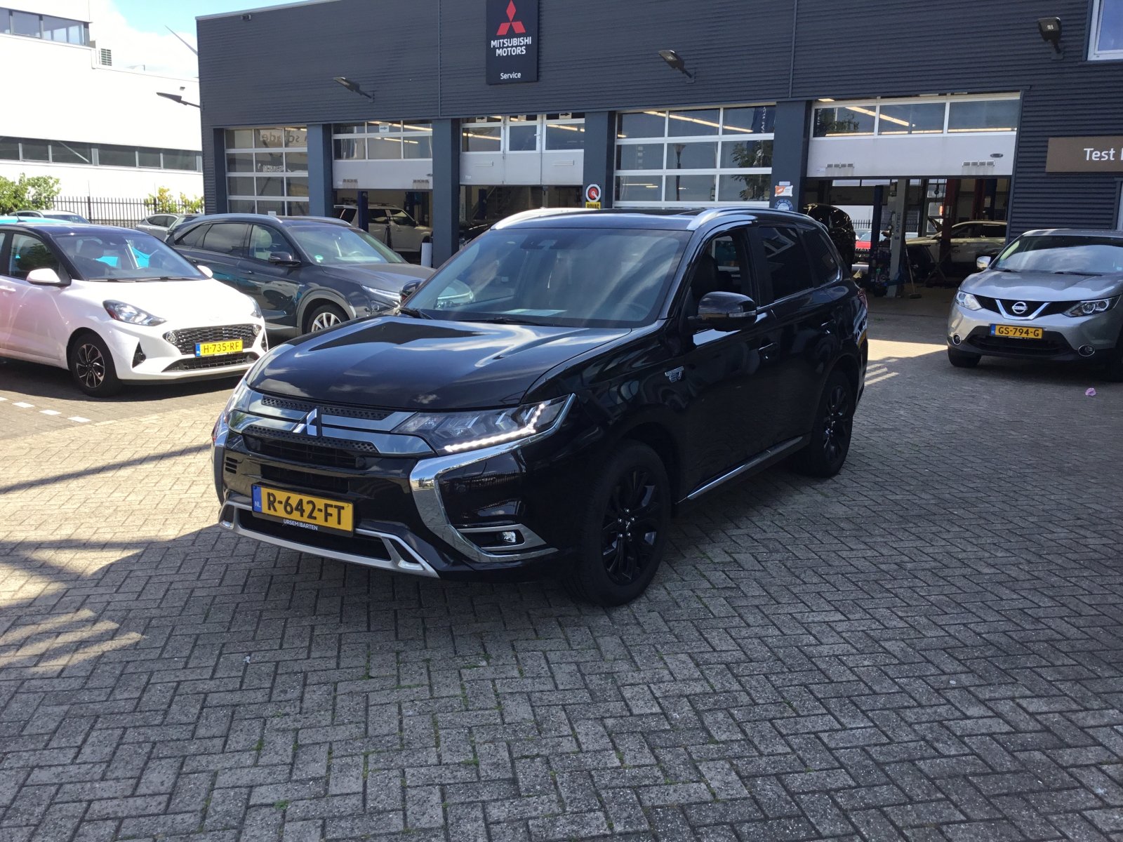 Mitsubishi Outlander 2.4 PHEV S-Edition 2019 - voorkant