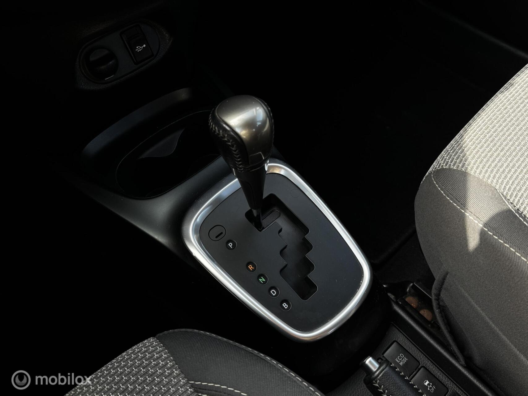 Foto van Toyota Toyota Yaris Hybrid