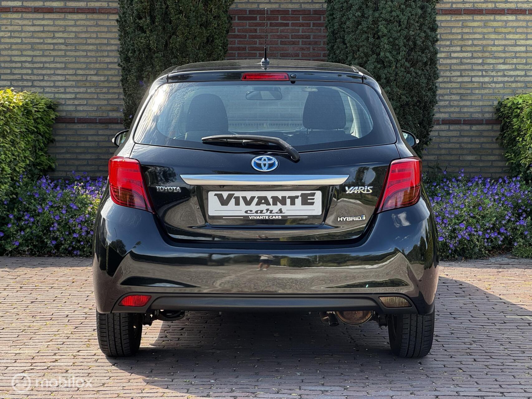Foto van Toyota Toyota Yaris Hybrid