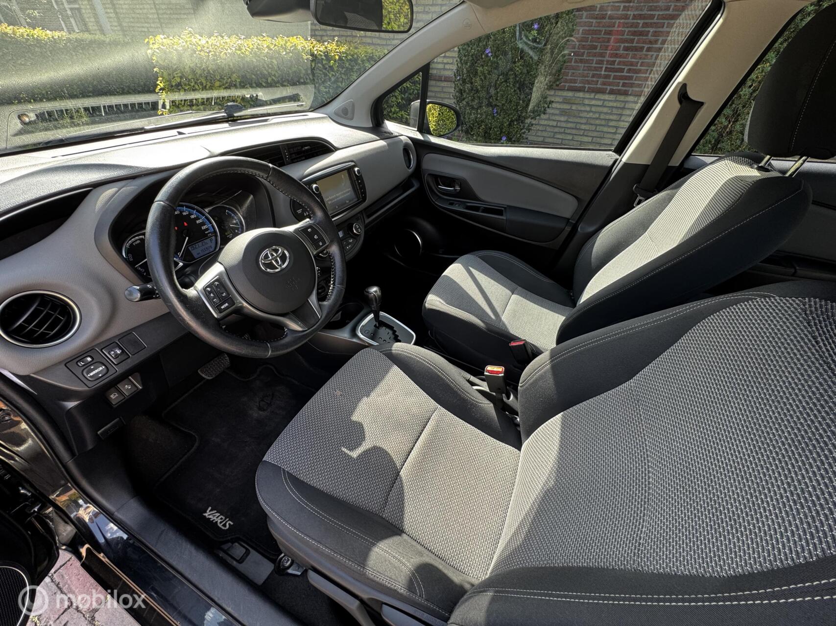 Foto van Toyota Toyota Yaris Hybrid