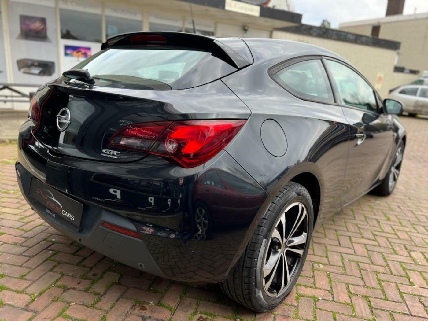 Foto van Opel Astra GTC