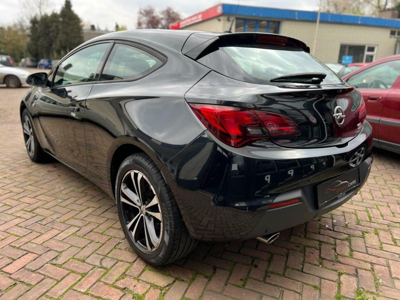Foto van Opel Astra GTC