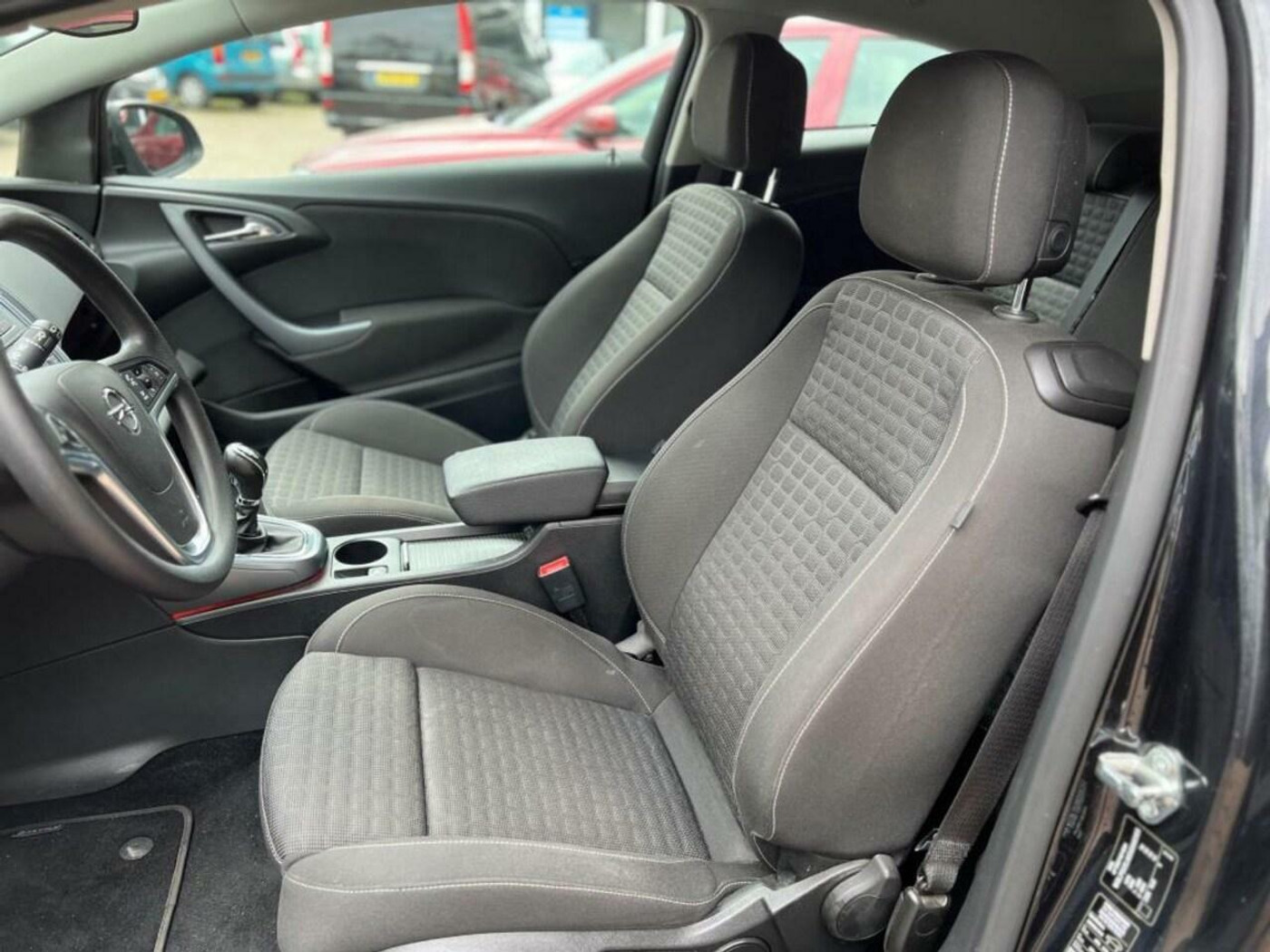 Foto van Opel Astra GTC