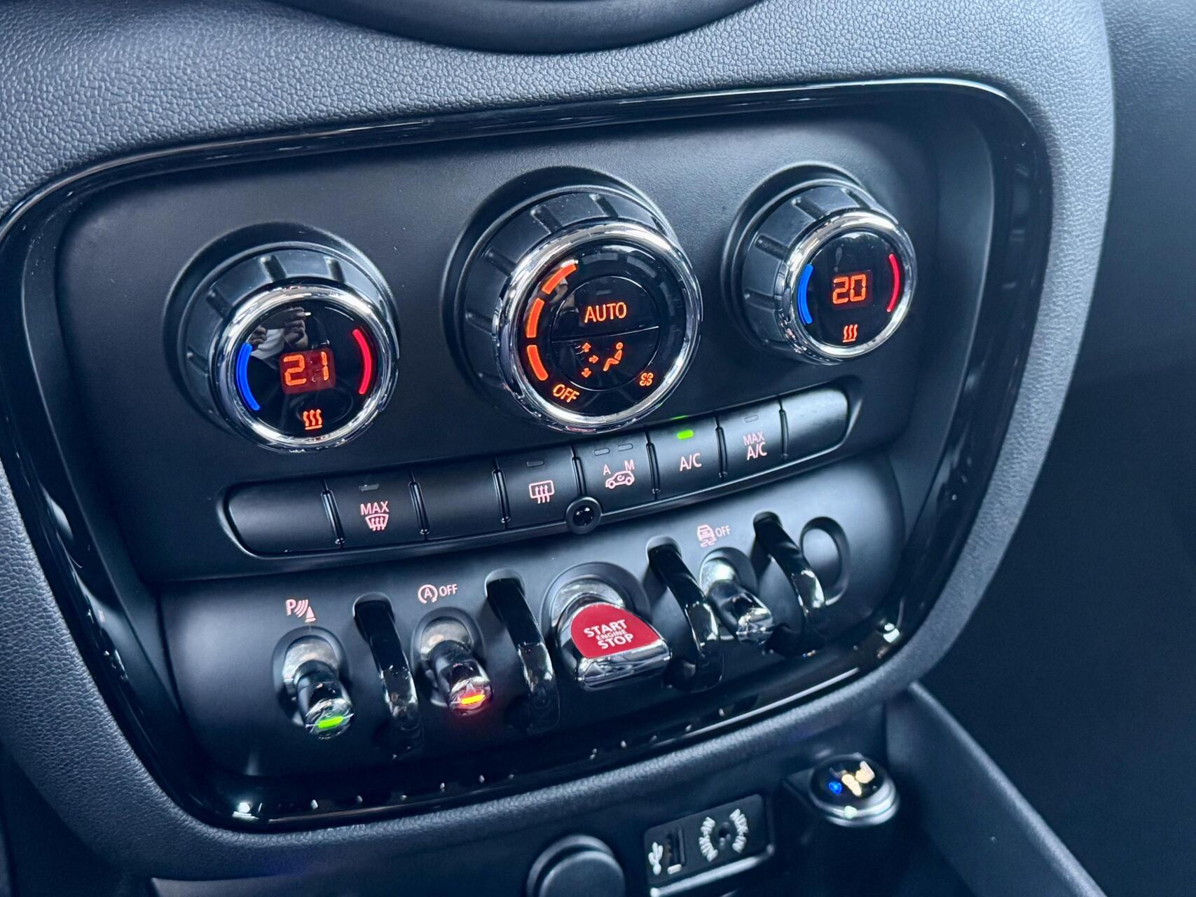 Foto van Mini Clubman Cooper