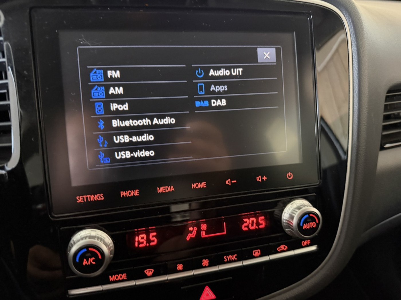 Foto van Mitsubishi Mitsubishi Outlander