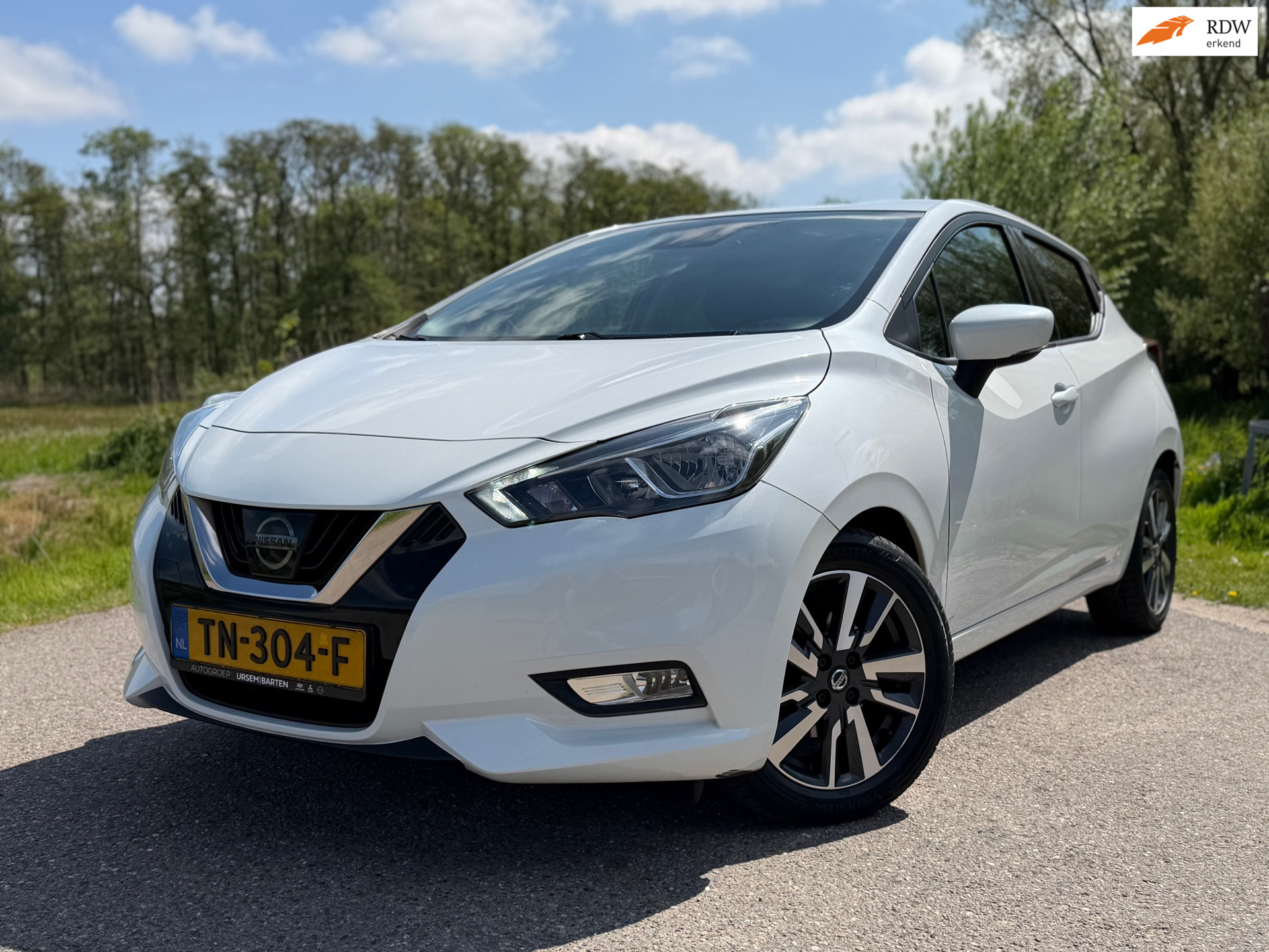 Nissan Nissan Micra 0.9 IG-T N-Connecta 5DRS NAVI CAMERA Airco 90PK NAP GOED ONDERHOUDEN 2018 - voorkant