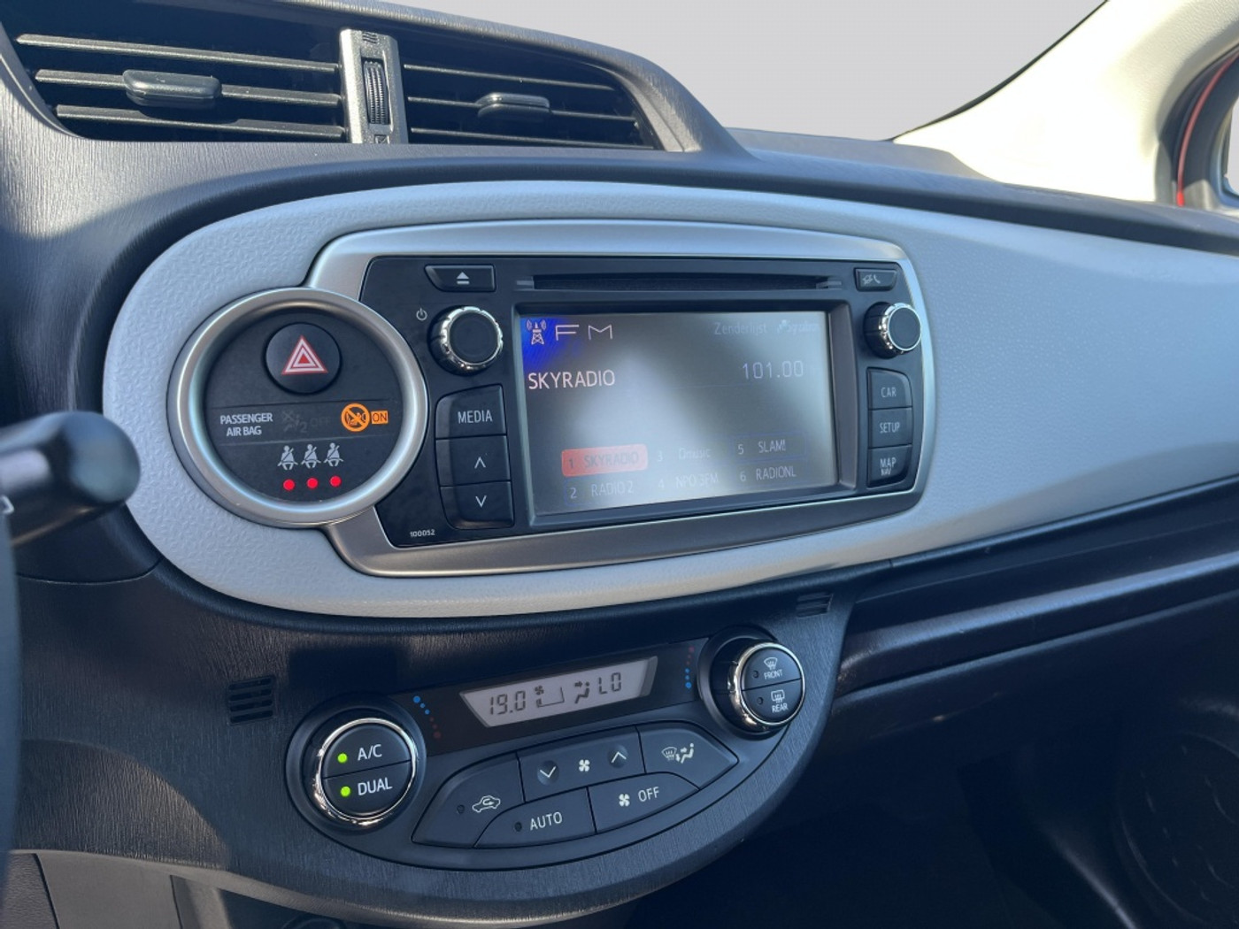 Foto van Toyota Toyota Yaris Hybrid