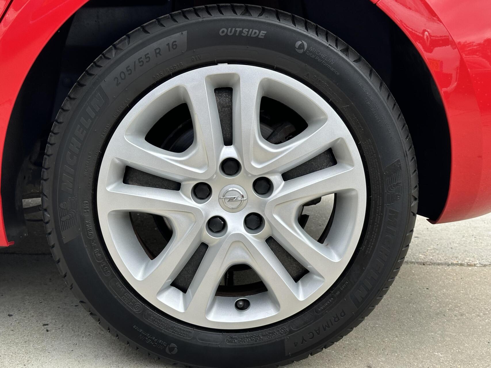 Foto van Opel Astra