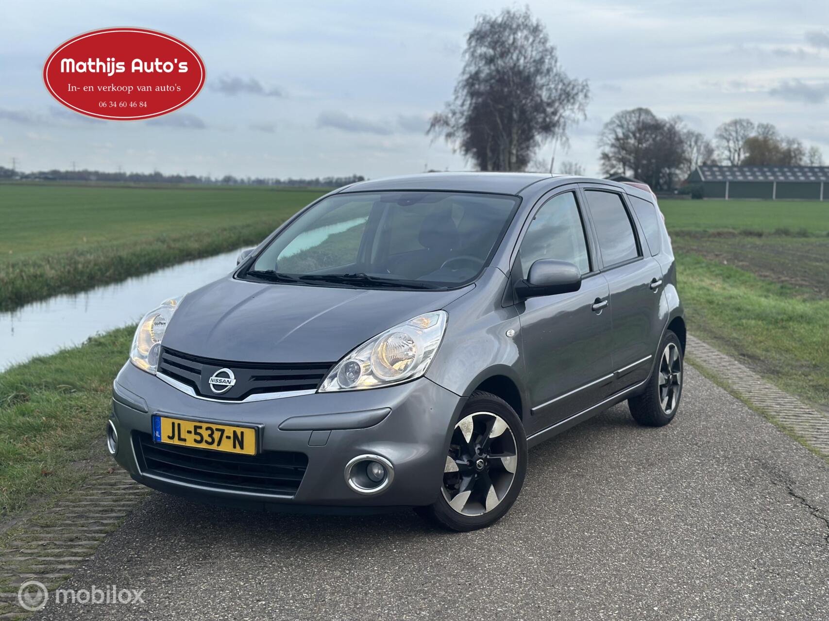 Nissan Nissan Note 1.6 Life + Automaat Navi Trekhaak! 2012 - voorkant