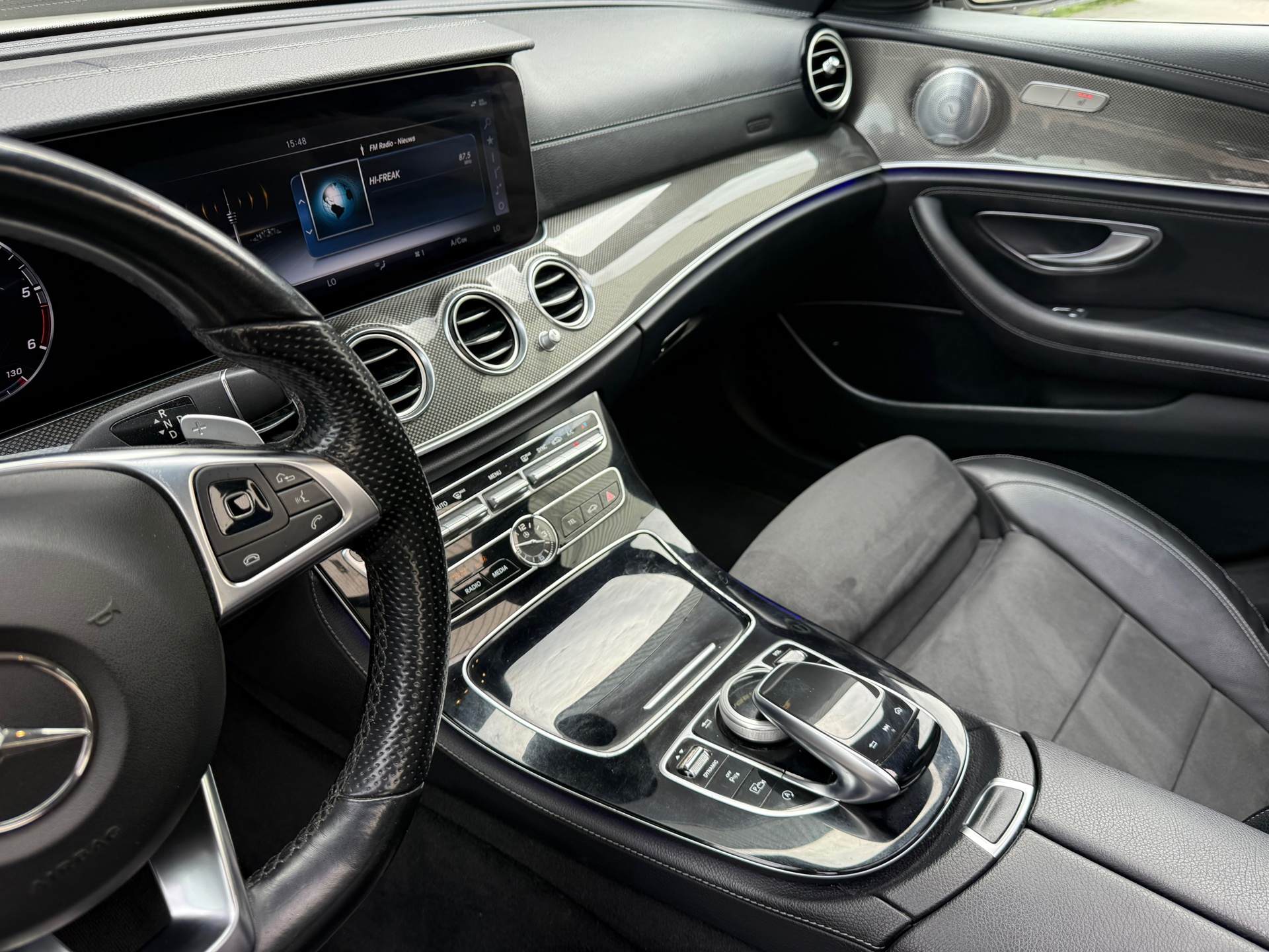 Foto van Mercedes-Benz E 220 D
