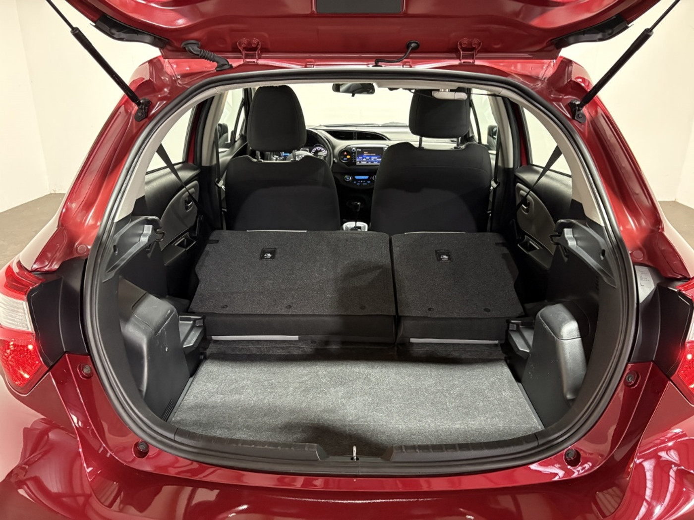 Foto van Toyota Toyota Yaris Hybrid
