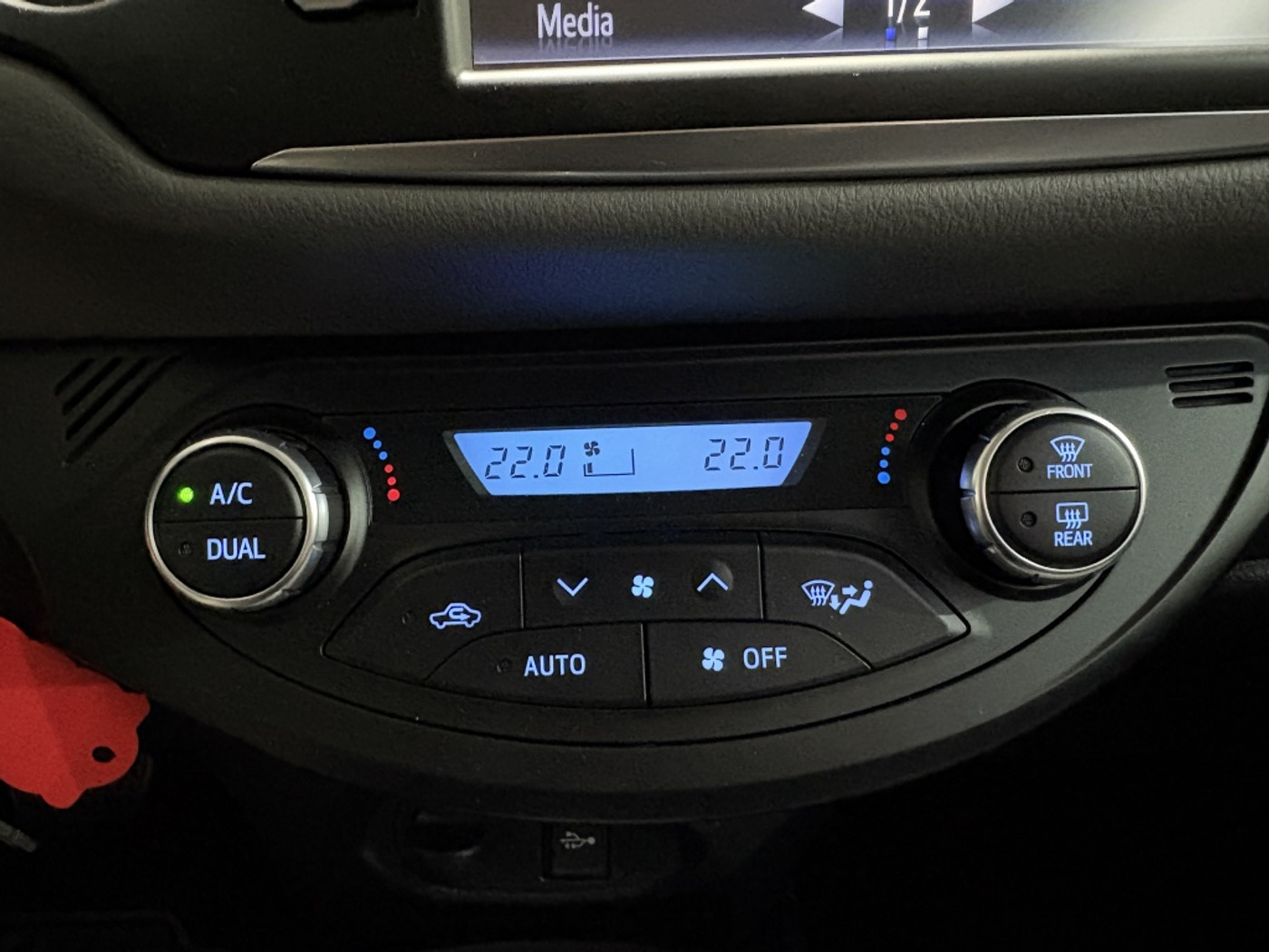 Foto van Toyota Toyota Yaris Hybrid