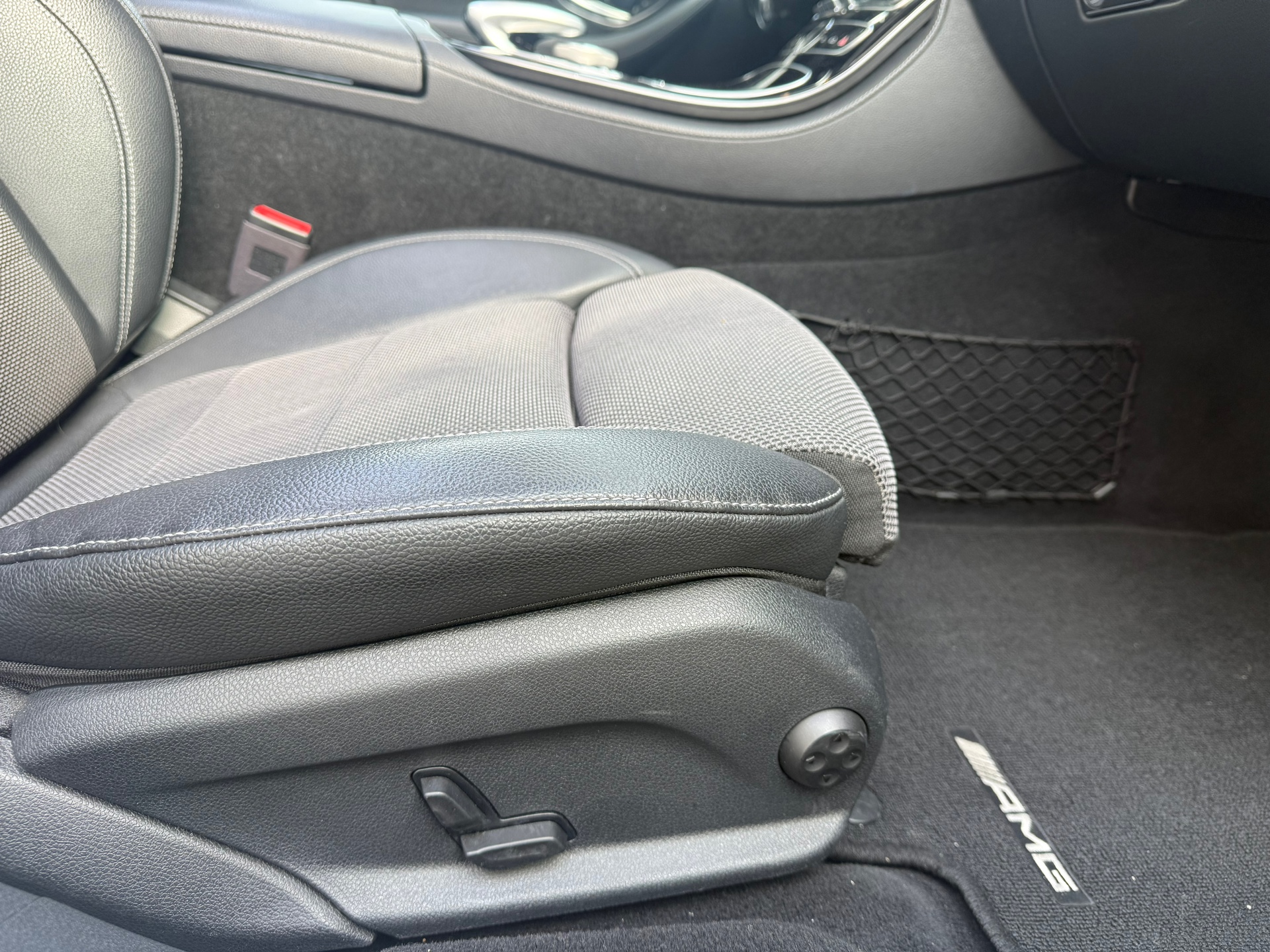 Foto van Mercedes-Benz E 350 E