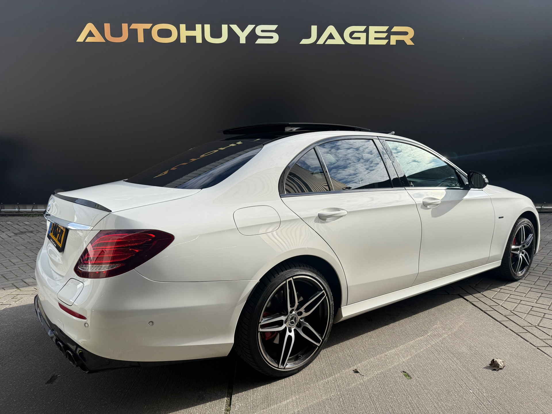 Foto van Mercedes-Benz E 350 E