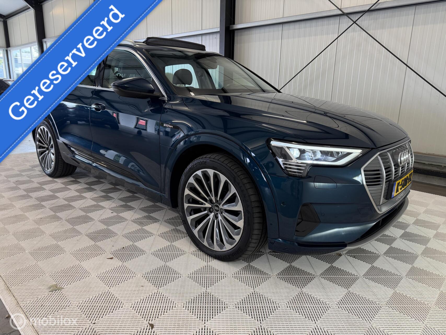 Foto van Audi E-tron 50