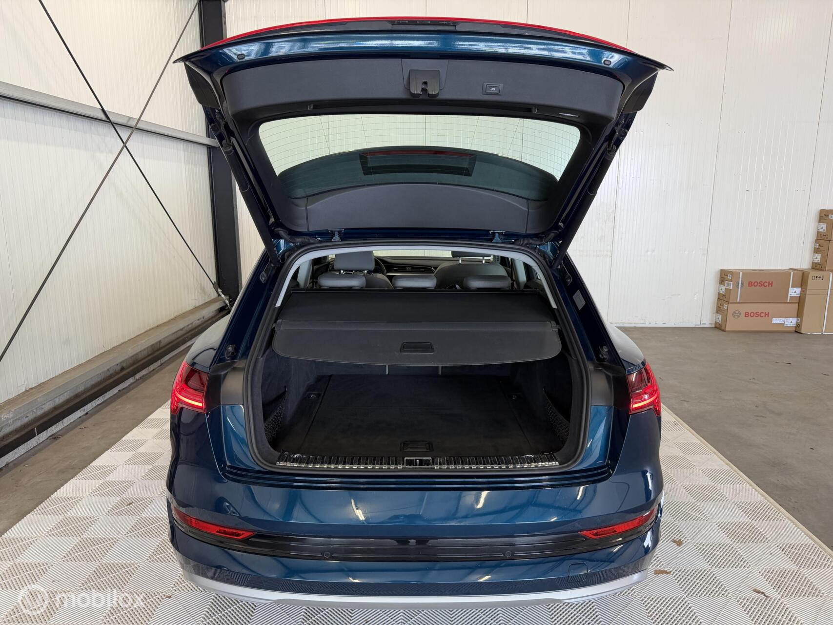 Foto van Audi E-tron 50