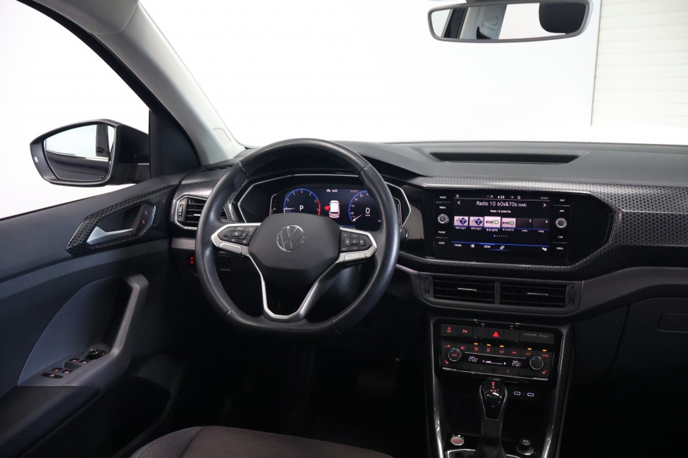 Foto van Volkswagen T-cross